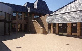263 m² Commercial space in Hurlingham