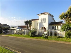 5 Bed House in Amatola View