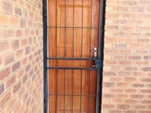 2 Bed Apartment in Glen Lauriston