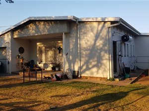 5 Bed House in Westbourne