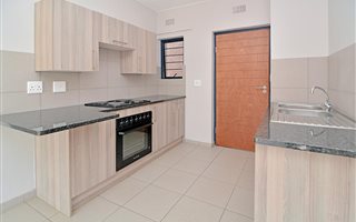 2 Bedroom Apartment in Ravenswood