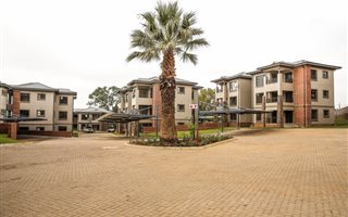 2 Bedroom Apartment in Victory Park