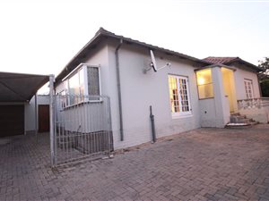 4 Bed House in Baysville