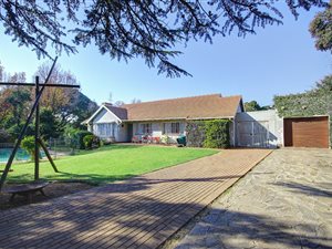 3 Bed House in Greenside