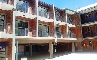 2 Bedroom Apartment in Vyfhoek