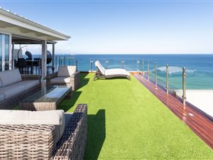 3 Bed Penthouse in Diaz Beach
