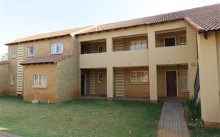 3 Bedroom Townhouse in Boardwalk Villas