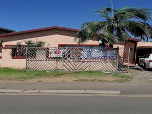 3 Bed House in Brookdale