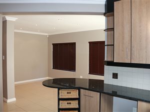 3 Bed Townhouse in Beacon Bay