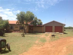 3 Bed House in Kameelfontein and surrounds
