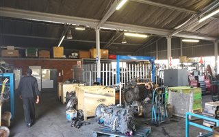 700 m² Industrial space in Alberton