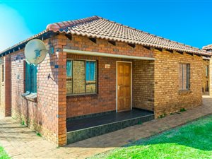 3 Bed House in Protea Glen