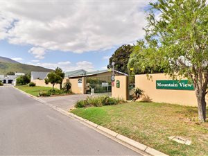 2 Bed House in Sandbaai