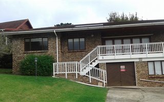 3 Bedroom House in Rexford