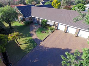 4 Bed House in Sunward Park