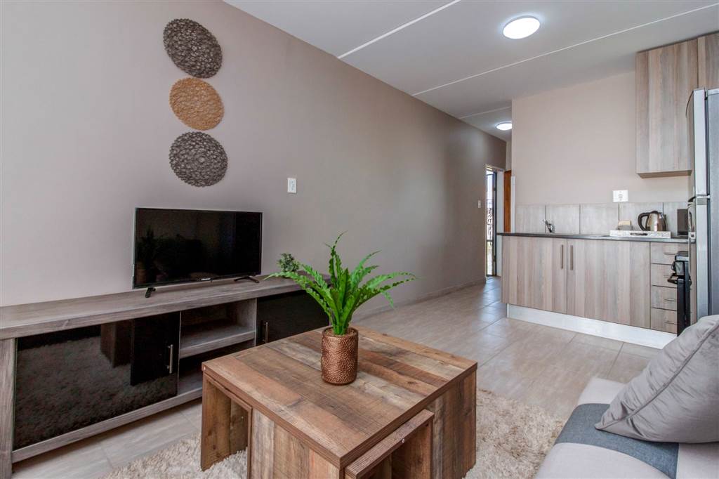 Studio Apartment to rent in Rabie Ridge | RR2873083 ...