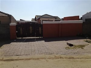 2 Bed House in Birch Acres