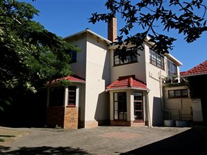 5 Bed House in Vincent