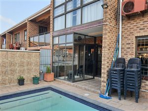 3 Bed Duplex in Avoca