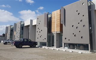 345 m² Industrial space in Brackenfell Industrial