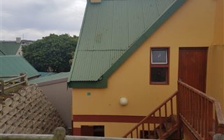 1 Bedroom House in Diaz Beach