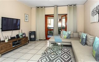 2 Bedroom Apartment in Glenhazel