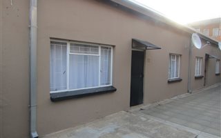 2 Bedroom House in Rensburg