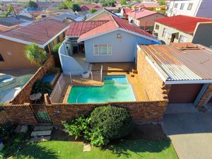 3 Bed House in Eldorado Park