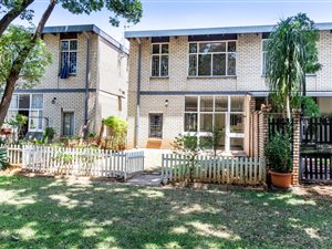 3 Bed Duplex in Parktown Estate