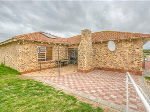 3 Bed House in Bluewater Bay