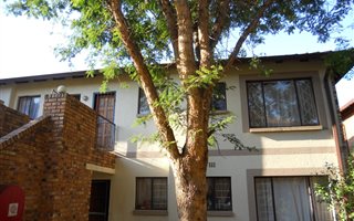 2 Bedroom Apartment in Wilgeheuwel