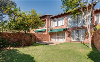 3 Bedroom Apartment in Morningside Manor