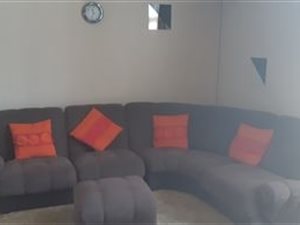 3 Bed Flat in Springs Central