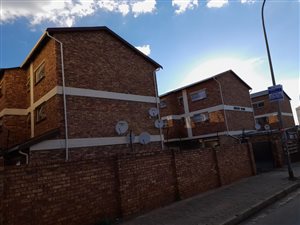 2 Bed Apartment in Kempton Park Central