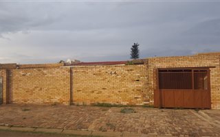 2 Bedroom House in Klipspruit