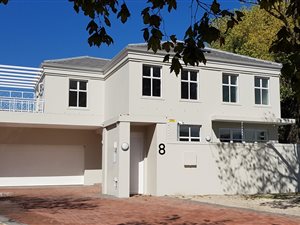 3 Bed House in Rondebosch