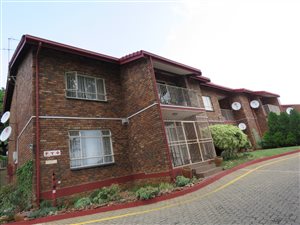 2 Bed Townhouse in La Montagne
