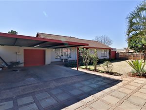 3 Bed House in Montana Tuine