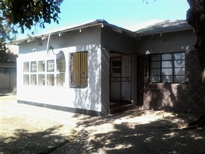 3 Bed House in Lindo Park