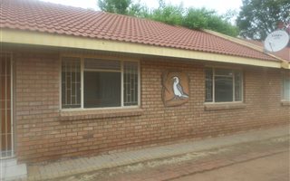 2 Bedroom Townhouse in Flora Park