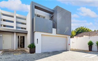 3 Bedroom Apartment in Elton Hill