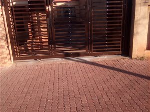 2 Bed House in Dube