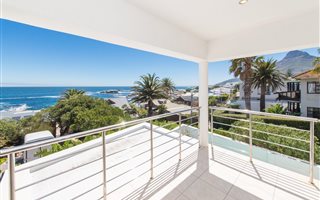 4 Bedroom House in Bakoven