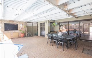 4 Bedroom House in Goedehoop