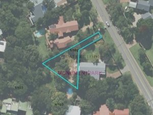 670 m² Land available in Monument Park
