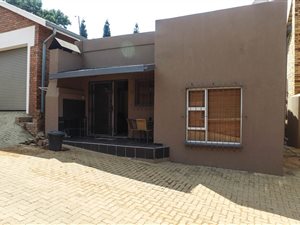 2 Bedroom House in Bronkhorstbaai
