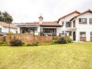 4 Bed House in Forest Hills