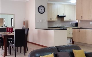 2 Bedroom Apartment in Paulshof