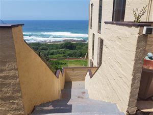3.5 Bedroom Apartment in Amanzimtoti