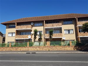 2 Bed Apartment in Goodwood Estate